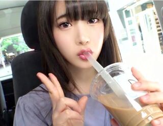 街中で見つけたお姉さんに新作ドリンクの試飲をお願い♡媚薬入りとも知らず飲み干すとガンギマリ状態で即ハメされてイキ狂う