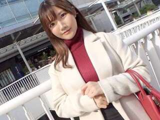 企画ナンパされた潮吹きさんがえちえちSEX！あぁんM字開脚チンポ抜け騎乗位ハメ潮！正常位で顔射！