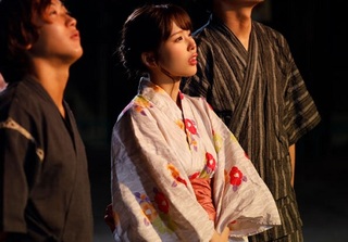 《失恋エッチ》「いいよ…♥」フラた帰りの雨でラブホに駆け込み、ずぶ濡れのスレンダー巨乳おっぱい清純ロリ美少女と夢中で交尾
