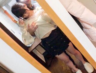 ２１歳メイドカフェ店員さんが彼氏とイチャラブエッチ♡可愛さ全開でハメ撮りＳＥＸしてデカチン鬼ピストンでガチイキ