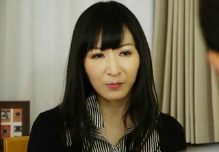 【神乳・美魔女ママ】「いいわよ…♡」脱がすと凄い！スレンダーくびれ巨乳おっぱいの清楚美人な人妻熟女おばさんの近親相姦！