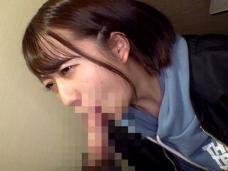 【お姉さん×素人】巨乳ぽっちゃりデカ尻の美人がエロ結合！フェラ抜き口内射精トイレにペッ！