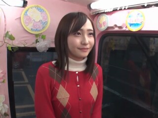 20歳の美人JDがクリ弄り手マンでイッちゃう本番中もクリこすられ何度も昇天の感じまくりSEX！！！
