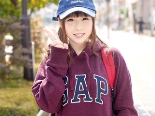 ≪MM号≫最高にエロイ女子が絶頂イキｗアイドル級のスレンダー少女との触れ合いで興奮してナマエッチｗ