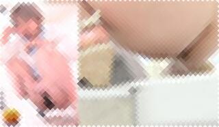 【トイレ脱糞】クール系金髪女子の下痢便＆おしっこ噴射動画。ひどい水下痢でも冷静な表情をキープ！