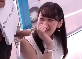 【センズリ鑑賞ベロチュー】固い亀頭が奥まで食い込み震え倒してザーメン注がれる女子学生