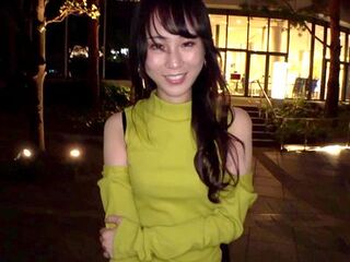 企画ナンパされたお姉さんがえちえちSEX！大量潮吹きおしっこ！上下ユサユサ対面座位（騎乗位）！