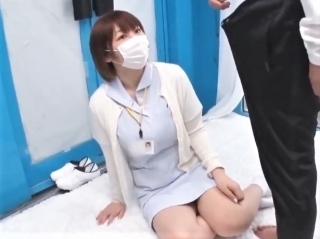 〖マジックミラー号〗目の前のギン勃ちマラに赤面 規格外の乳房は必見です