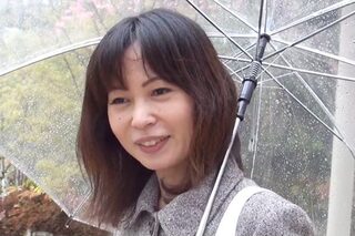 〈毛深人妻〉アラフォーなのに童顔奥さん。密林のようなたわしまんこにズブッ！久々の悦楽にいいいっ！ww