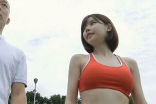 女学生(深田えいみ)が恩師の女にされてセックスで開発される