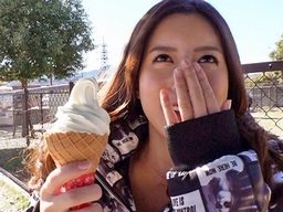 業界屈指のダイナマイトボディ女優とプライベート旅行…素顔に迫る撮影で心も身体も丸裸に♥