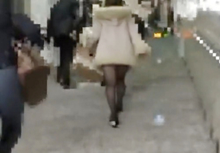 【ロリOL】「え！？なに！？」飲み会から帰ったムチムチ貧乳・ロリ可愛い素人美人の帰宅後に押し込み無理やりセックスする！