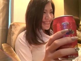 一人呑みしているOLをナンパ！ホテルに連れ込み酔わせてエロエロにさせちゃいました！