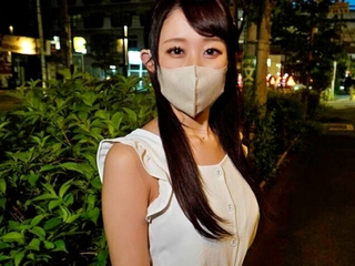 《花宮えま》高級ソープで働くお姉さん♪ AVに初参戦してペニスを嬉しそうに攻めまくるww