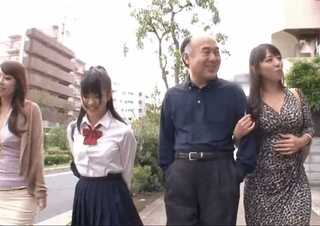 閉鎖された空間で狂気の性欲にむしばまれる家族・・・姉妹でマンコをこすり合わせて母と息子が近親相姦ＳＥＸで獣のようにハメまくる