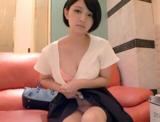 しっとり美肌のお宝ボディ！素人の新卒OLを捕まえてホテルで即パコ！エッチなカラダをハメまくり