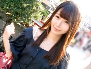 顔面レベル高すぎな２０歳の専門学生をレンタル彼女♡イチャラブデートからホテルに誘ってスケスケ水着や制服姿で即ハメ本番ＳＥＸ