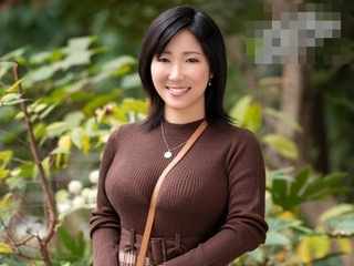 《三十路熟女》結婚して夫婦の営みが減り不満気味のアラサー妻『天然Hカップ爆乳が』そんなムラムラをAV出演で解消！