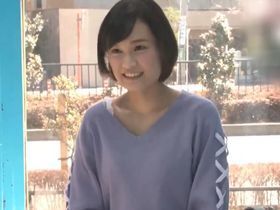 ナンパした看護学生をMM号に連れ込み母性本能をくすぐって発情させ孕ませ中出し！