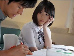 【素人NTR】清純で可愛い彼女の妹。部屋で勉強を教えていると『私とセックスしてください』そう言いながら舌を絡ませキス！