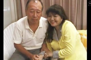 〈昭和六十路女〉３つの時代を生き今や還暦となった熟女の性欲いまだ枯れず淫欲にもちんぽを求めるのであるww