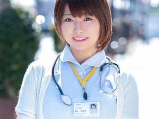 【MM号】昼休み中の巨乳で可愛すぎるナースさんをナンパして制服姿で絶倫チンポを診察♡デカチンをフェラして挿入セックスに！