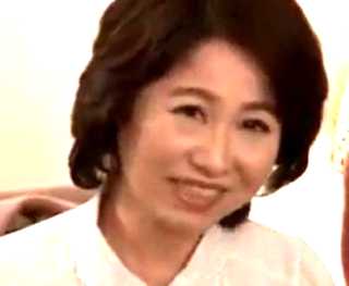 『54歳義母のパンツの臭いを嗅ぎ欲情した婿・金杉里織』「五十路を過ぎたおばさんを抱くなんて…」