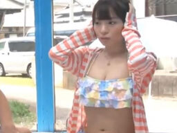 マッサージの筈がなし崩し的に男友達とセックスしてしまう水着素人さん