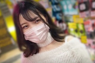 Ｆカップ巨乳にパイパンマンコの１９歳セフレお姉さん♡電マで火照ったいいなりボディがデカチン騎乗位ＳＥＸで悶絶しまくる