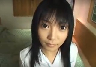 【昭和感美少女×顔射】昭和感のある美少女と、昭和感のあるホテルでsex！お風呂とコスプレ着衣の2本立て♪