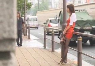 【痴女若妻】「いいわよ♡」旦那が仕事に行ったらオナニーして、エロい服着てナンパ待ちして、ゆきずりSEXを楽しむ美女！