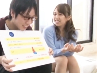 〖素人ナンパ〗親友の恋人とヤバイ企画に挑戦 ごめん…裏切りの中出し交尾