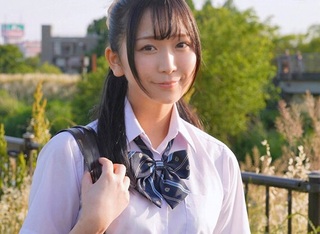 【乳首責めフェラ】そっと乗り込んだ肉棒上で止められない腰使いでご奉仕する美少女