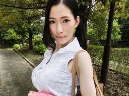 細身でGカップ！誰がどう見ても完璧な人妻が実は「ワケ有」…自らAVに応募して痴態を晒す本物痴女♥