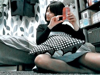 【盗撮】素人娘を連れ込みSEX隠し撮り‼『おかしいでしょ❗』意表を突かれクマ抱っこで抵抗するもキスで完堕ち→巨根で絶叫❗