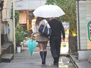 学校では目立たないけど実は隠れビッチなヤリマンjkのエロエロ放課後事情⁉出会い系サイトでおじさん先生とキメセク円光‼