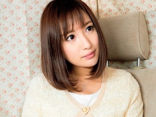 人妻ナンパ「生はダメェェ！」美人なセレブ妻のオマンコ掻き回し勝手に中出しフィニッシュ