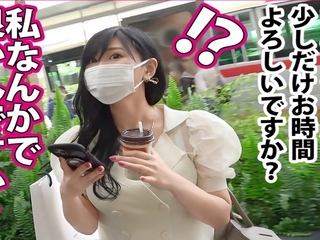 ナンパしたセレブ妻とヤリまくり『オマンコをジュポジュポ責めまくり』駅弁FUCKで昇天！