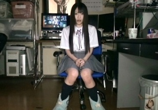 【美少女の自撮り交尾】「生でいっぱいして…♡」スレンダー美乳おっぱいのロリ可愛い制服美少女が自ら種付けSEXを撮る！
