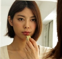 「最初はそんなつもりじゃなかった…」コンビニパートの清楚妻が店長に優しくされた事をきっかけに快楽に堕ちていく…