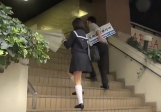《美少女レイプ》「おほぉぉ♥♥」スレンダー巨乳おっぱい制服娘を媚薬漬けにしたキマりすぎてイキ潮お漏らし！中出しくらう！