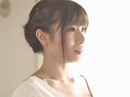 キャストリニューアルで実写化！男たちに流されてヤリまくる性欲の天井知らずのイケナイ人妻「人妻オードリーさんの秘密」2-1