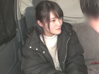 【素人ナンパ】黒髪清楚な美少女看護学生がインポ童貞の悩み相談！フェラ抜き＆大量潮吹き＆素股騎乗位から生ハメエロセックス！