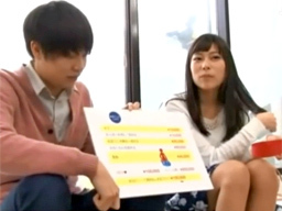 「わ…私が筆おろし？」彼氏が外で待っているのに男友達の筆おろしを手伝う彼女