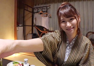 【超乳姉】「楽しぃね♡」お祝いにスレンダー巨乳おっぱいの美人お姉さんとSEX旅行！寝起きHでだいしゅきホールドで受精する