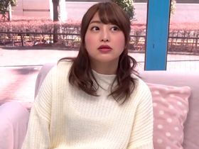 ナンパされた女子大生がマジックミラー号でエッチなマッチングミッションに挑戦！