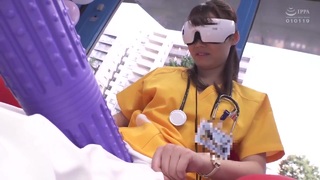 驚きの波、快感に身を委ねその身に響く！デカパイの看護師がマジミラ号でのマッサージ機で潮ふきをしてオーラルセックスと杭打ち騎乗位とナカダシの性行為！本物のイキっぷりを見せてくれてたんだ！