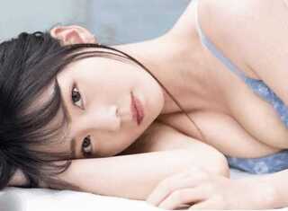 色白エッチなドスケベ美女がオイルに濡れて激しくセックス！敏感ボディを鬼突きされて悶絶アクメ