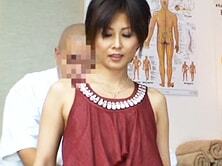 人妻専門マッサージでセレブ妻に海坊主みたいな悪徳整体師が牙を剥く！