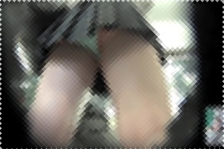 盗撮パンチラ｜駅構内で見かけた制服女子校生を尾行！正面撮りで見たパンティだけでは我慢できずに電車内でパンチラ逆さ撮り！！
